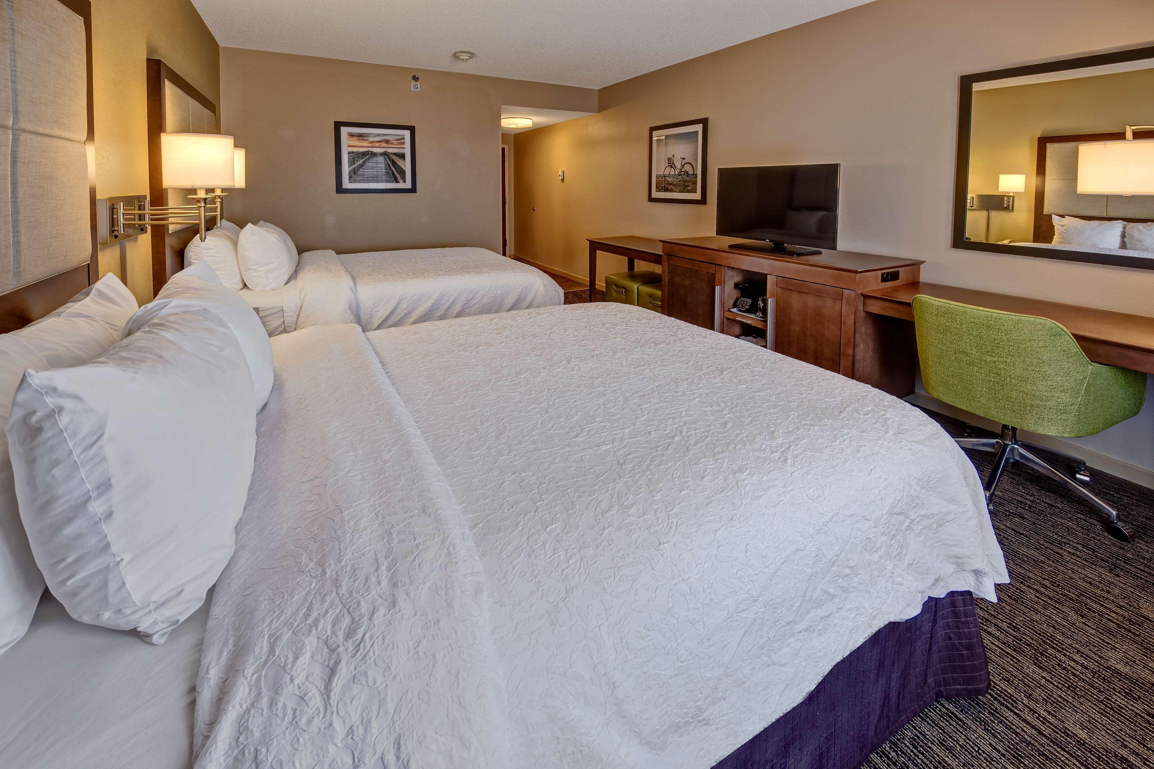 Hampton Inn דון מראה חיצוני תמונה