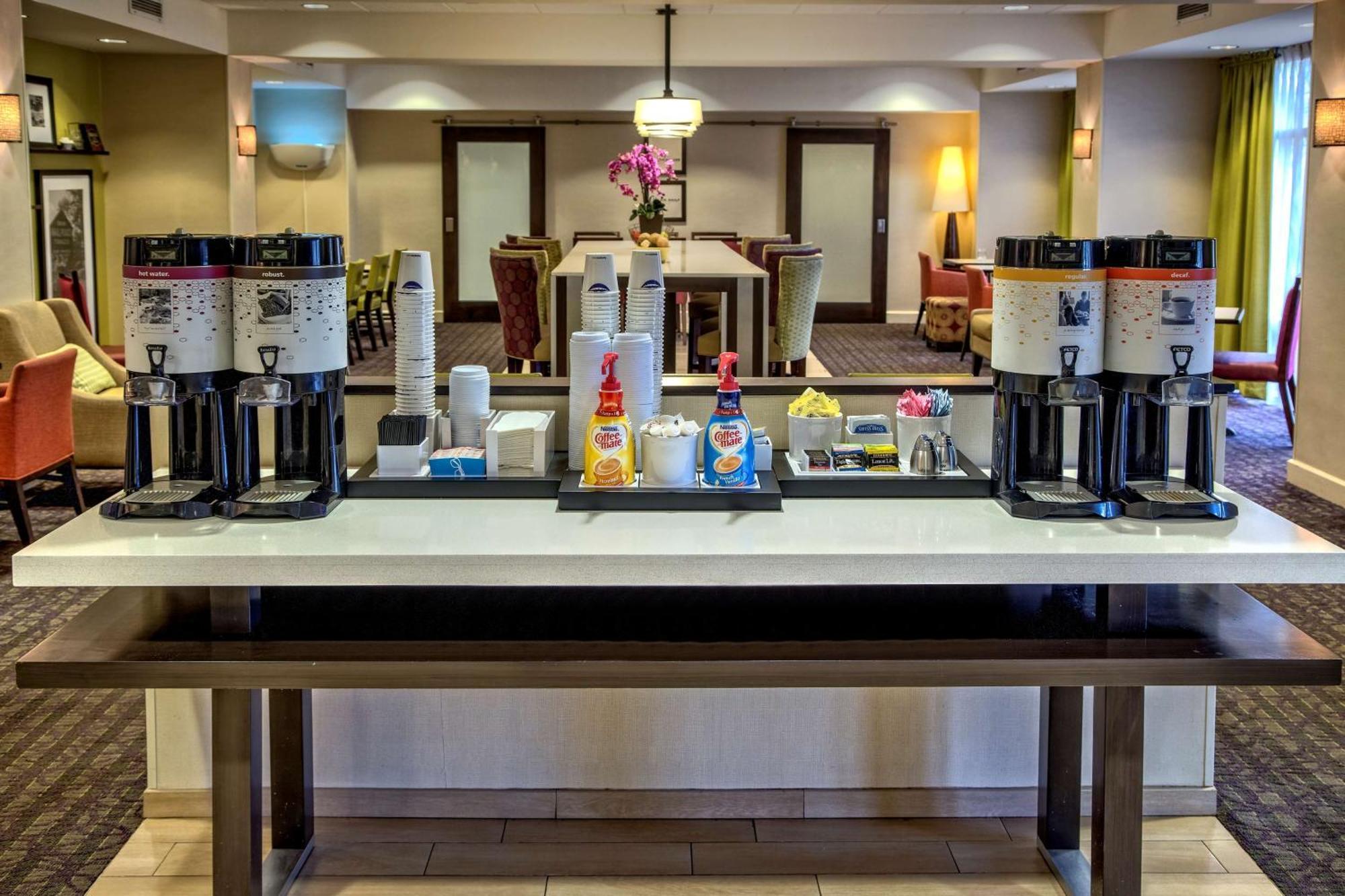 Hampton Inn דון מראה חיצוני תמונה