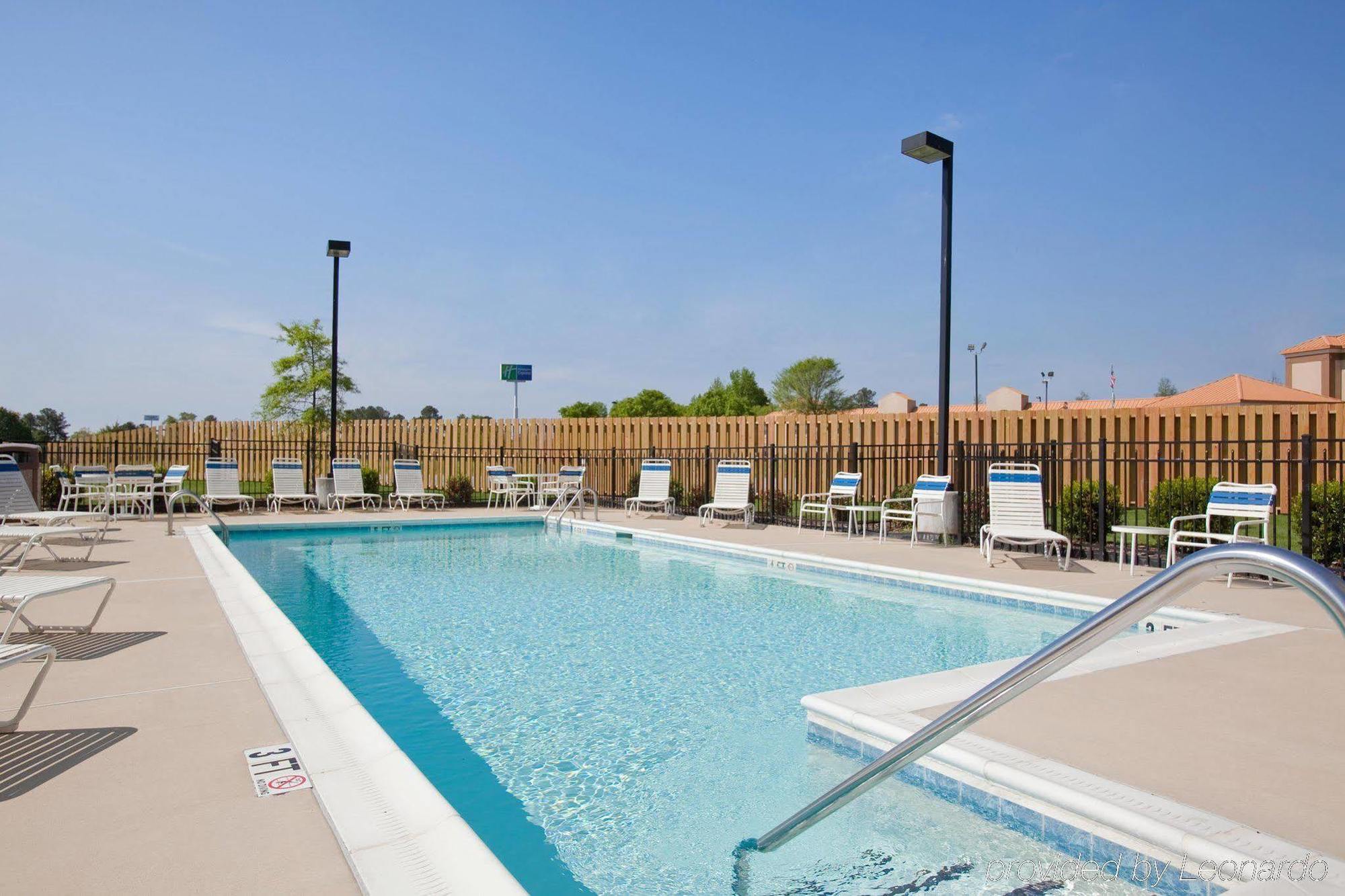 Hampton Inn דון מתקנים תמונה
